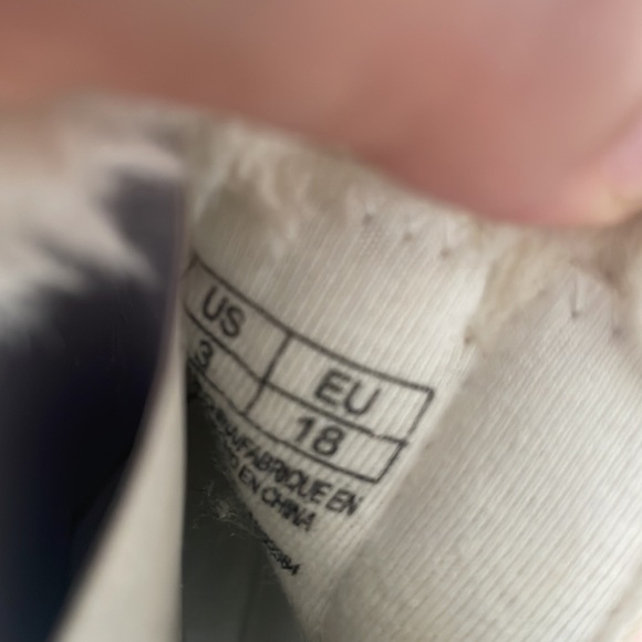 ALDO Kids Baby Gold Winter Booties - NEW, NEVER WORN - Picture 5 of 5